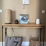 , Renove Dans Immeuble Classe. Lägenhet Nîmes