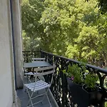 Lägenhet , Renove Dans Immeuble Classe.