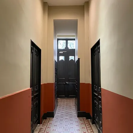 , Renove Dans Immeuble Classe.