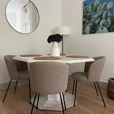 , Renove Dans Immeuble Classe. Апартаменты *