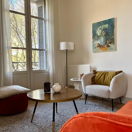 , Renove Dans Immeuble Classe. 아파트