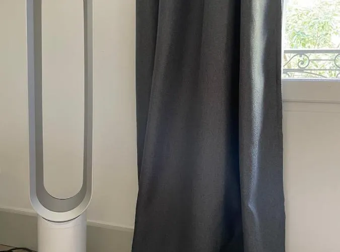 , Renove Dans Immeuble Classe. * Nîmes