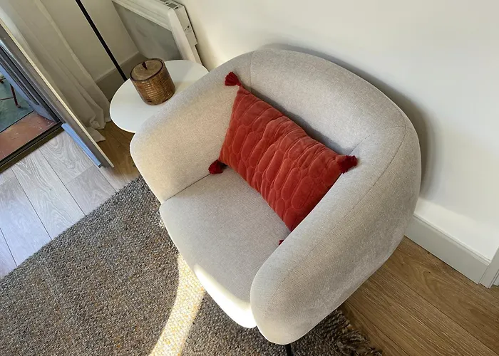 Daire , Renove Dans Immeuble Classe. *