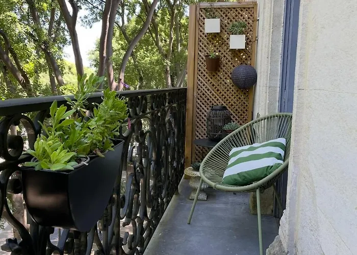 , Renove Dans Immeuble Classe.